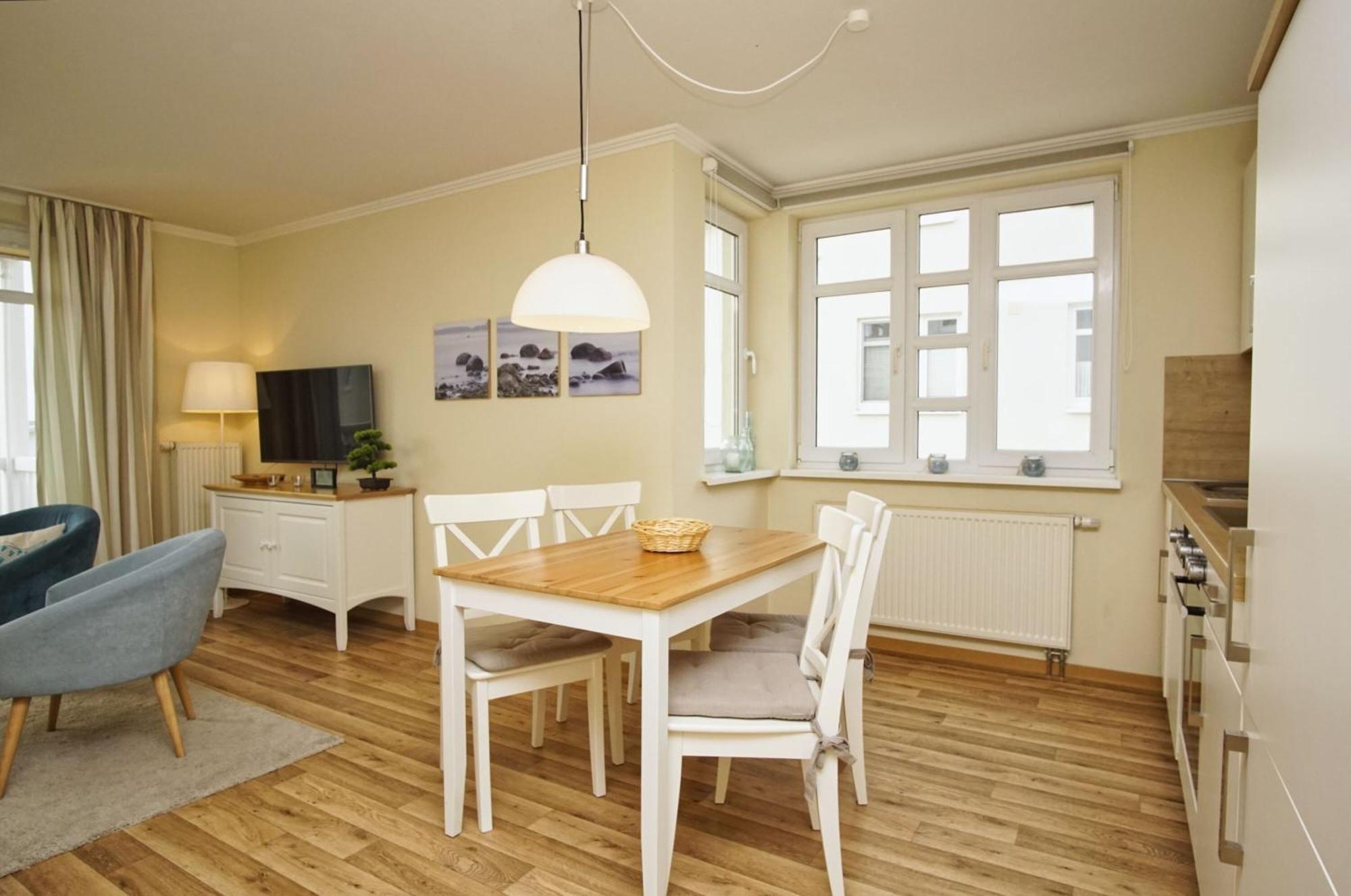 Mit Meerblick Und Balkon, Gratis Nutzung Vom Ahoi Erlebnisbad Und Sauna In Sellin - Meeresblick Fewo 38 Goehren  Eksteriør bilde